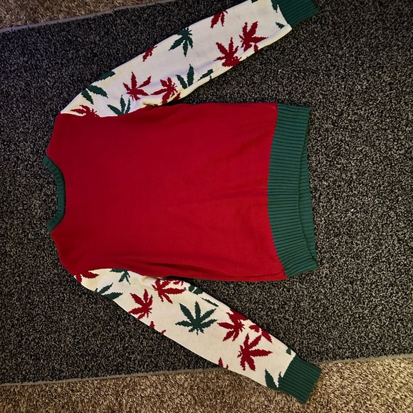 Spencer’s ugly Christmas sweater - Picture 3 of 3